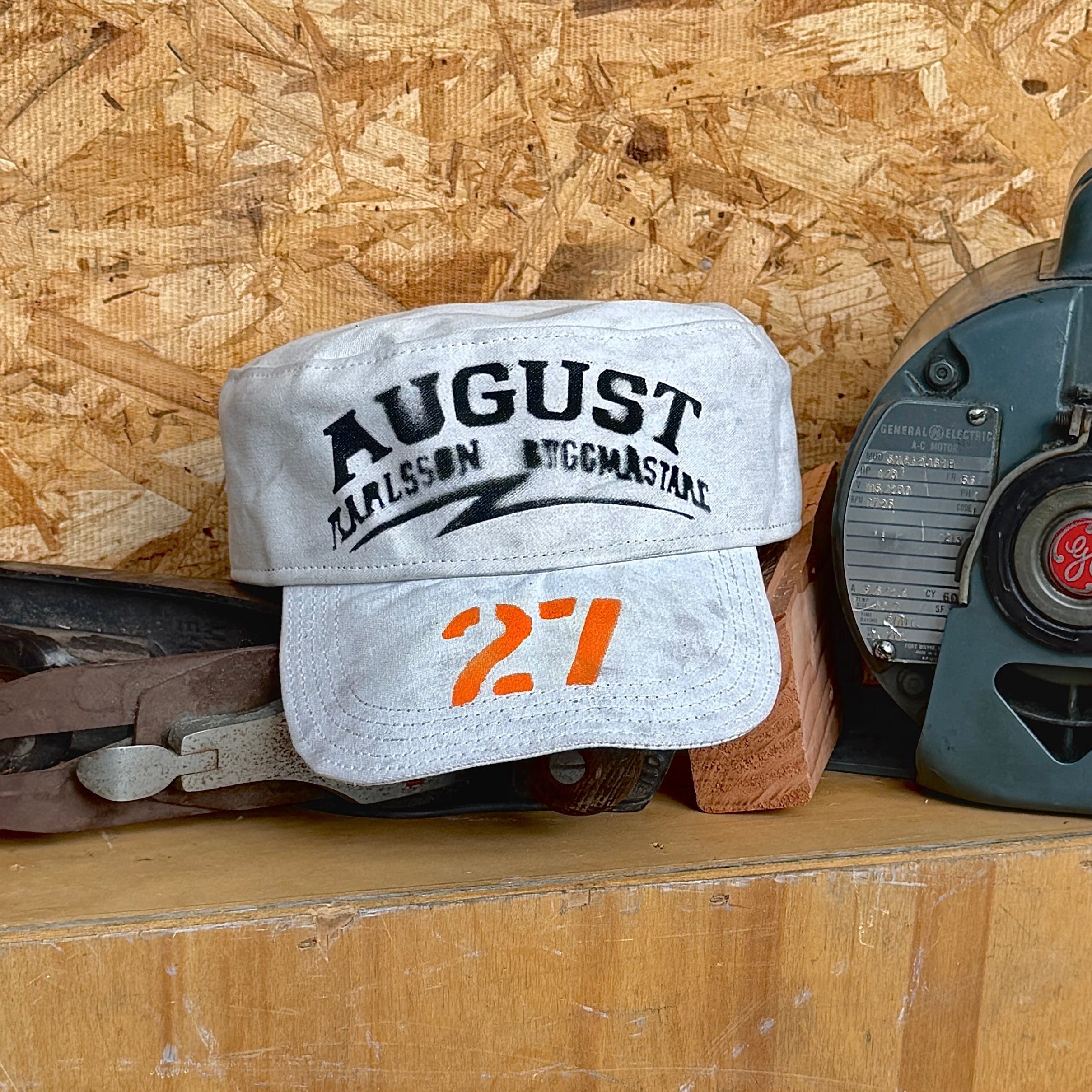 builder hat